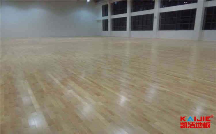 體育館木地板材質(zhì)